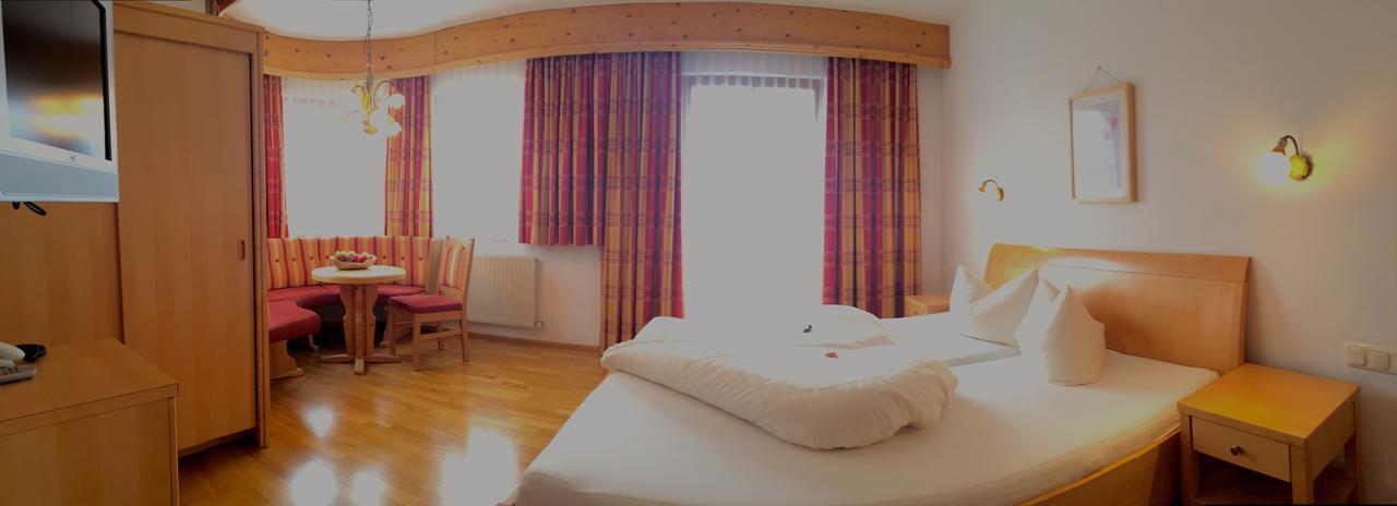 Hotel Garni Apart Elfriede Fiss Zewnętrze zdjęcie
