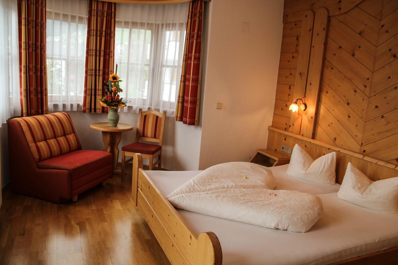 Hotel Garni Apart Elfriede Fiss Zewnętrze zdjęcie